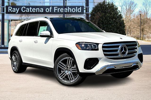 new 2025 Mercedes-Benz GLS 450 car, priced at $91,775