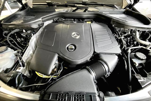 new 2025 Mercedes-Benz GLC 300 car, priced at $55,750