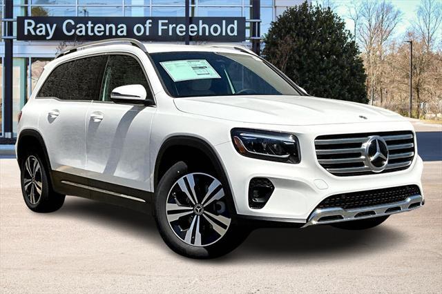 new 2025 Mercedes-Benz GLB 250 car, priced at $49,595