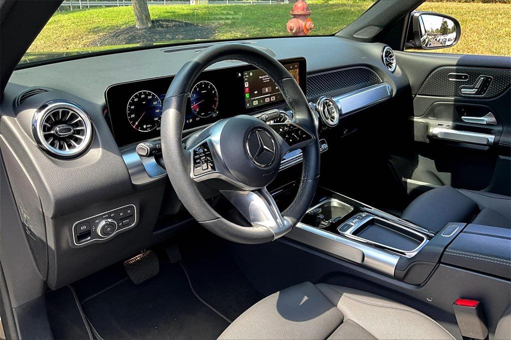 used 2025 Mercedes-Benz GLB 250 car, priced at $47,999
