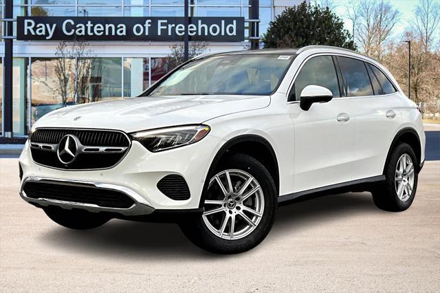 new 2025 Mercedes-Benz GLC 300 car, priced at $54,700