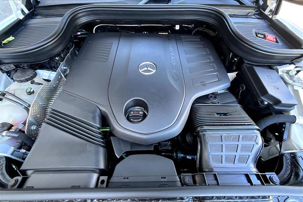 new 2026 Mercedes-Benz GLE 450 car, priced at $80,380