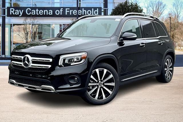 used 2023 Mercedes-Benz GLB 250 car, priced at $43,999