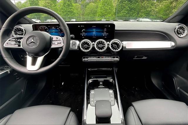 used 2023 Mercedes-Benz GLB 250 car, priced at $43,999