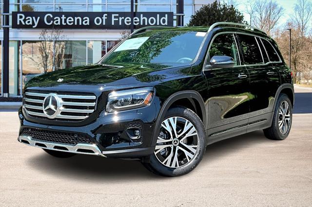 new 2025 Mercedes-Benz GLB 250 car, priced at $49,595