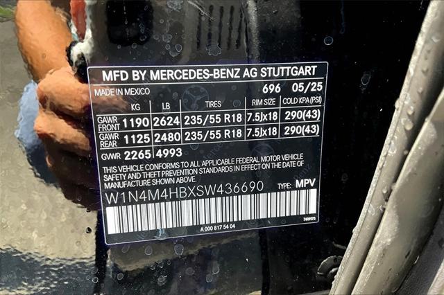 new 2025 Mercedes-Benz GLB 250 car, priced at $49,595