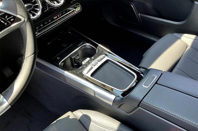 new 2025 Mercedes-Benz GLB 250 car, priced at $49,595