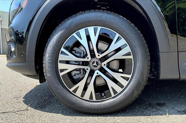 new 2025 Mercedes-Benz GLB 250 car, priced at $49,595