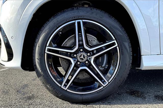 new 2025 Mercedes-Benz GLS 450 car, priced at $94,795