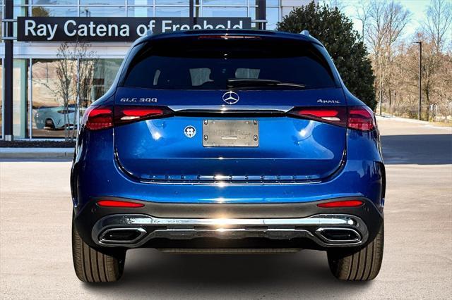 new 2025 Mercedes-Benz GLC 300 car, priced at $61,455