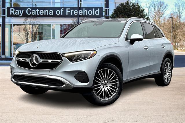 new 2025 Mercedes-Benz GLC 300 car, priced at $59,375