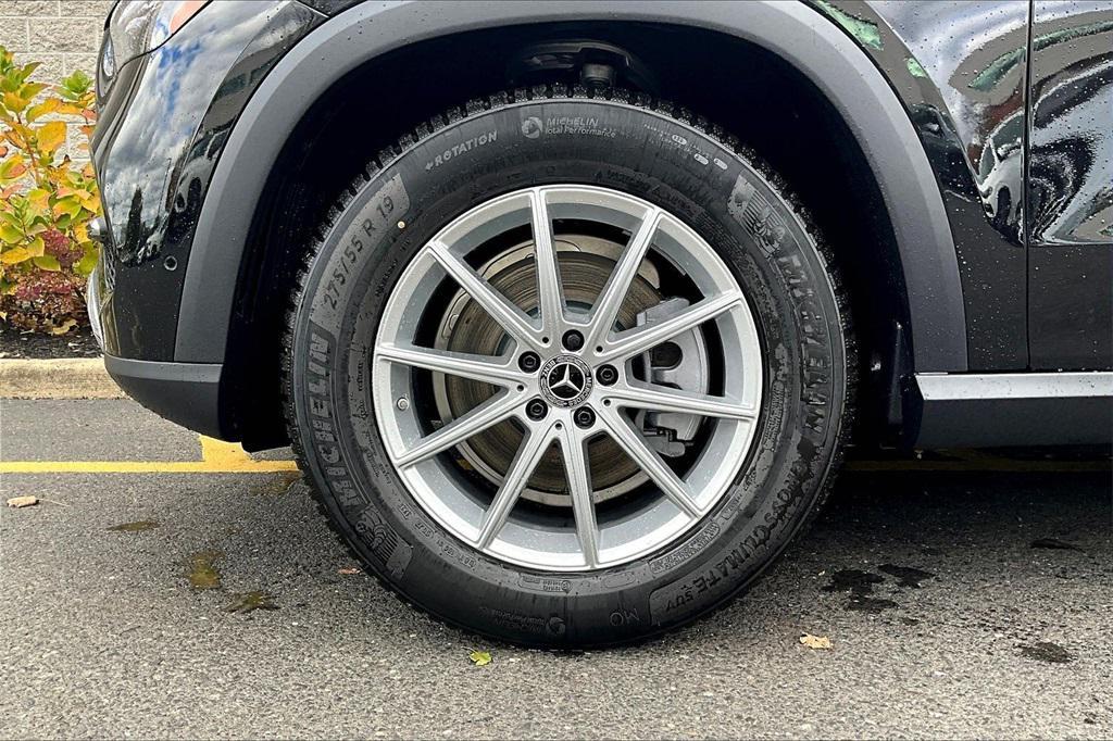 new 2026 Mercedes-Benz GLE 350 car, priced at $69,965