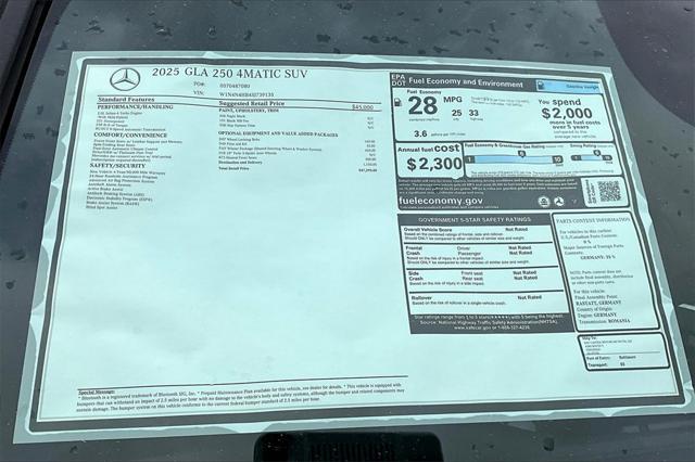 new 2025 Mercedes-Benz GLA 250 car, priced at $47,295