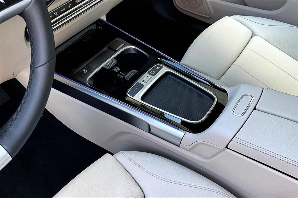 new 2026 Mercedes-Benz GLB 250 car, priced at $52,980