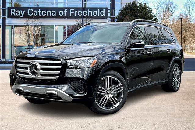 new 2025 Mercedes-Benz GLS 450 car, priced at $91,875