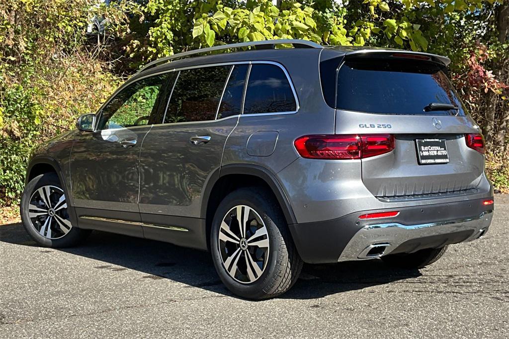 new 2026 Mercedes-Benz GLB 250 car, priced at $53,295