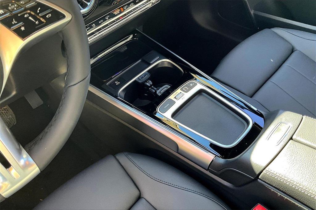 new 2026 Mercedes-Benz GLB 250 car, priced at $53,295