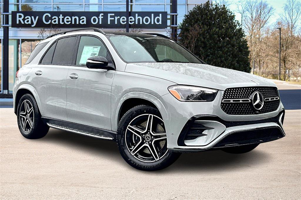 new 2026 Mercedes-Benz GLE 450 car, priced at $82,805