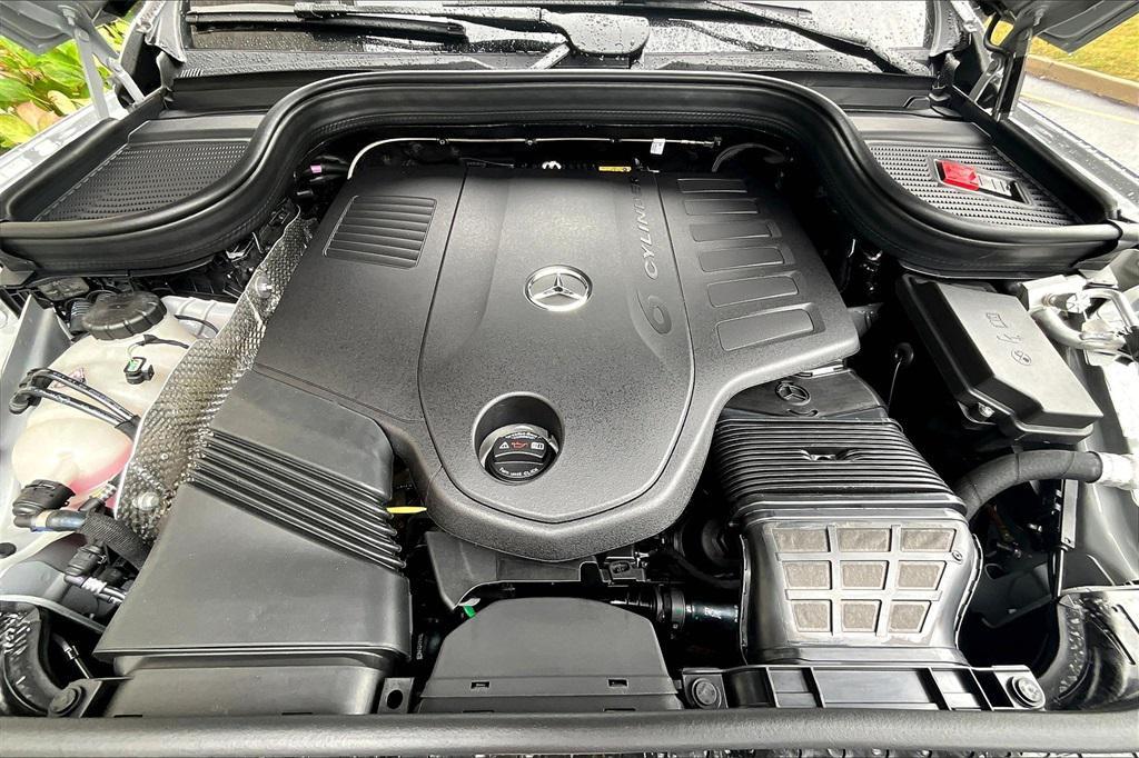 new 2026 Mercedes-Benz GLE 450 car, priced at $82,805