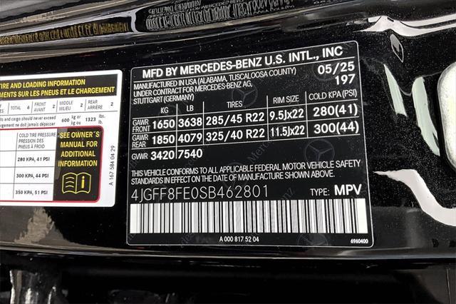 new 2025 Mercedes-Benz GLS 580 car, priced at $122,805