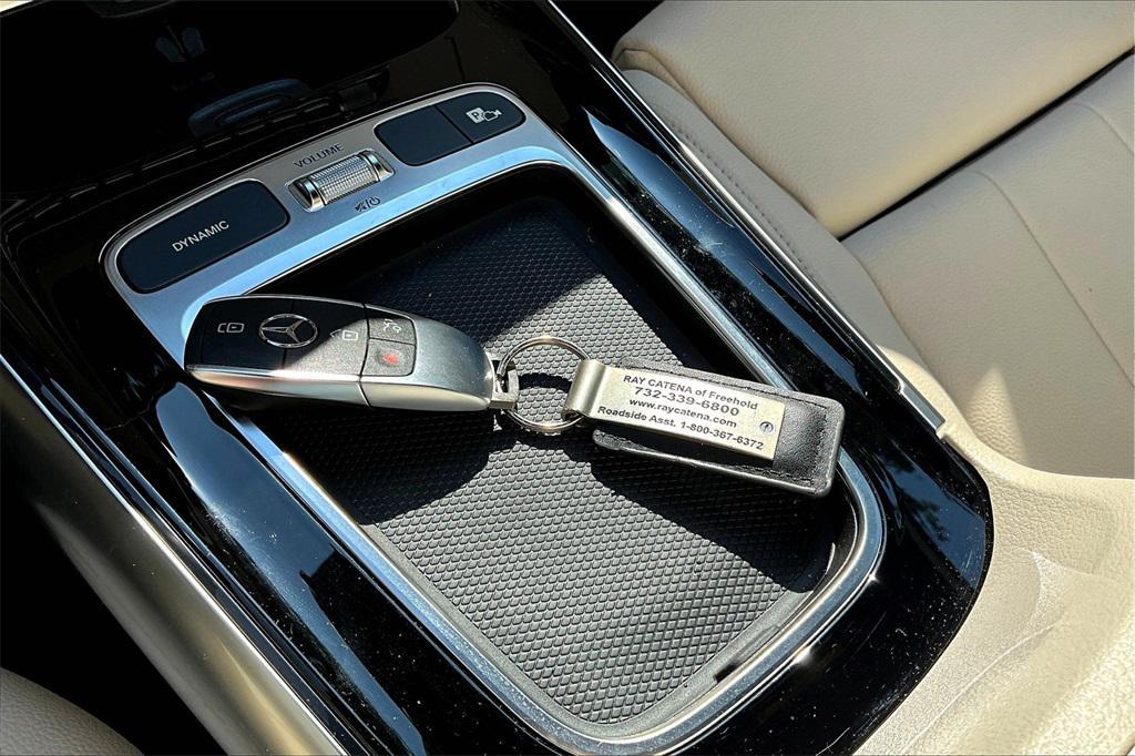 used 2025 Mercedes-Benz GLA 250 car, priced at $40,999