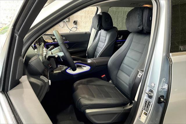 new 2025 Mercedes-Benz GLS 450 car, priced at $96,525