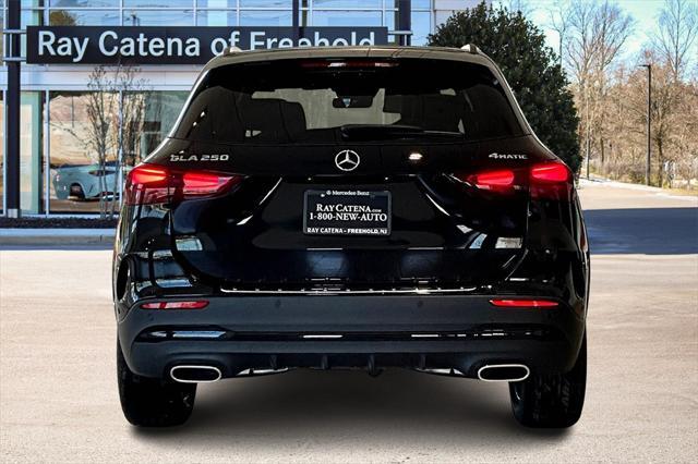 new 2025 Mercedes-Benz GLA 250 car, priced at $53,295