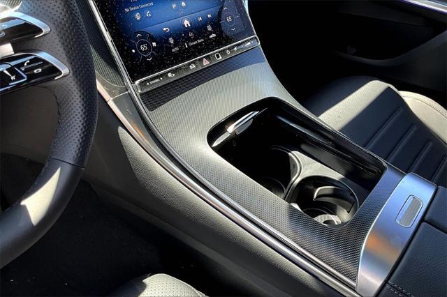 new 2025 Mercedes-Benz GLC 300 car, priced at $61,655