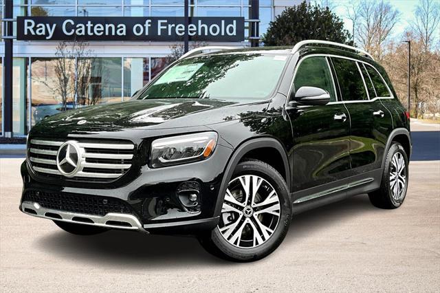 new 2025 Mercedes-Benz GLB 250 car, priced at $51,095