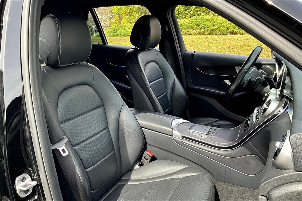 used 2022 Mercedes-Benz GLC 300 car, priced at $29,995