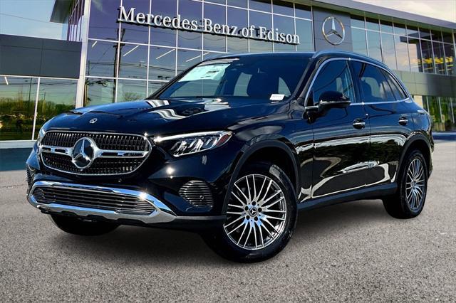 new 2025 Mercedes-Benz GLC 300 car, priced at $53,765