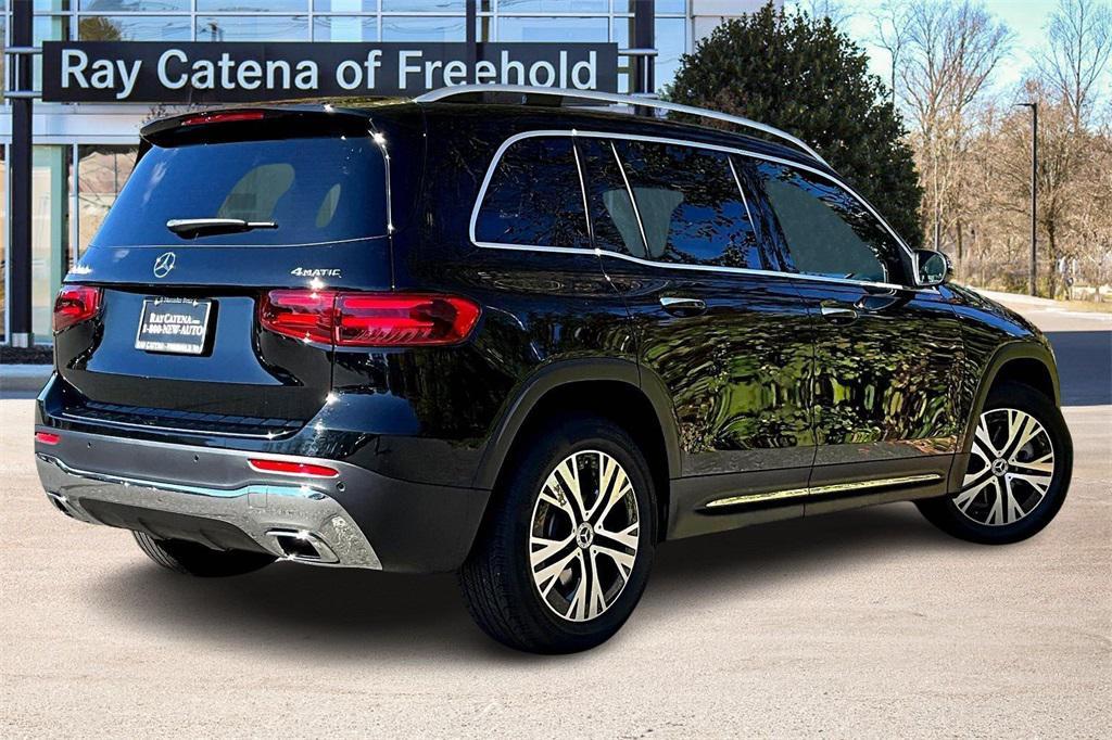 used 2025 Mercedes-Benz GLB 250 car, priced at $46,999