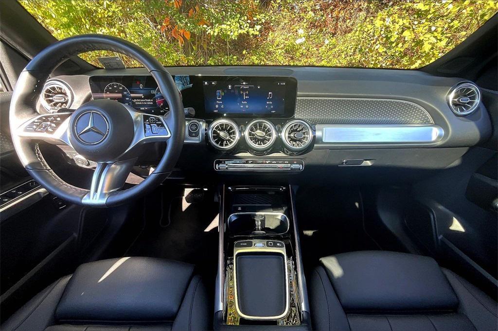 used 2025 Mercedes-Benz GLB 250 car, priced at $46,999