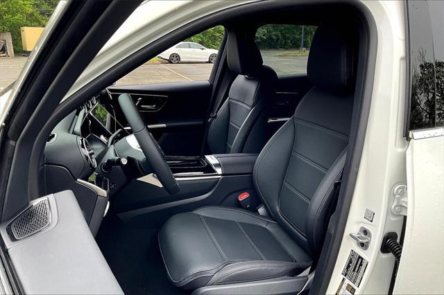 new 2025 Mercedes-Benz GLC 300 car, priced at $53,035
