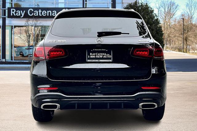 used 2022 Mercedes-Benz GLC 300 car, priced at $37,900