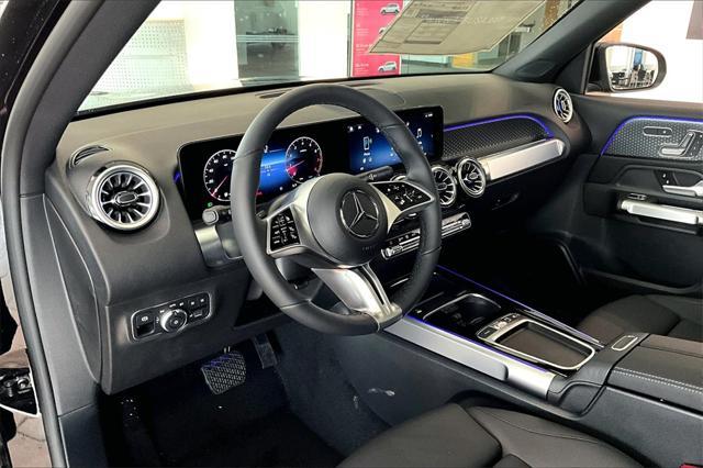 new 2025 Mercedes-Benz GLB 250 car, priced at $51,095