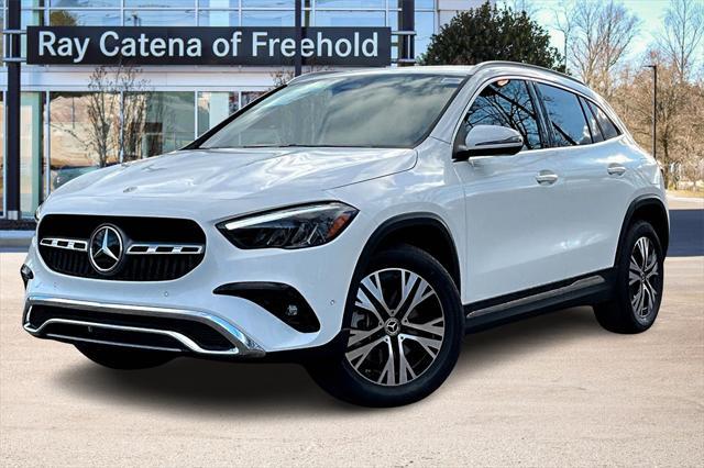 new 2025 Mercedes-Benz GLA 250 car, priced at $48,495