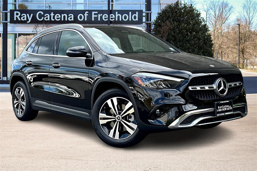 used 2025 Mercedes-Benz GLA 250 car, priced at $43,895