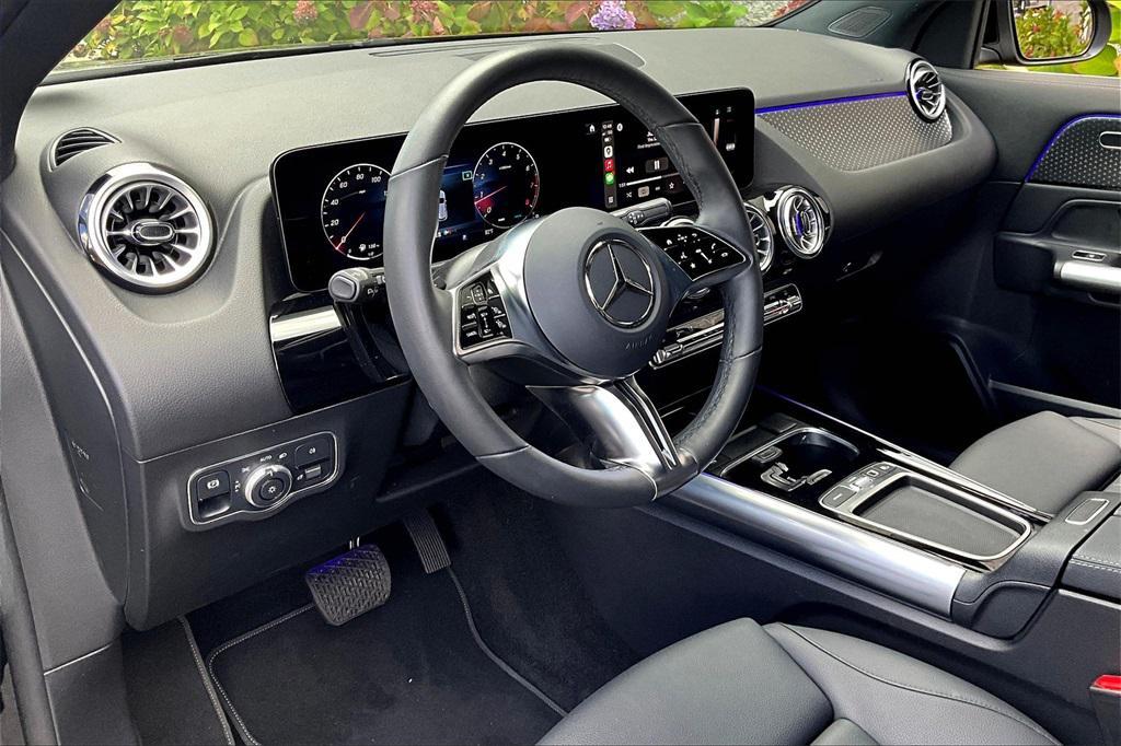 used 2025 Mercedes-Benz GLA 250 car, priced at $43,895