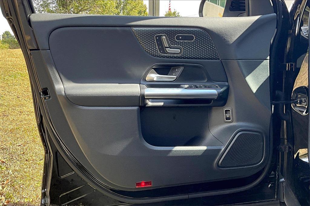 used 2025 Mercedes-Benz GLA 250 car, priced at $43,895