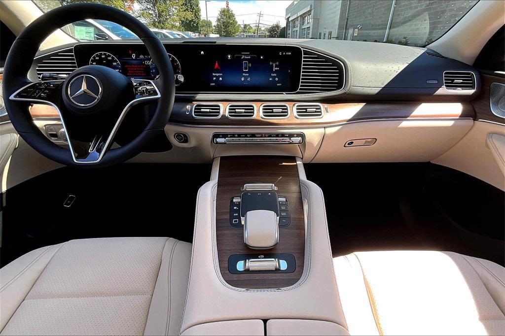 new 2026 Mercedes-Benz GLS 450 car, priced at $92,330