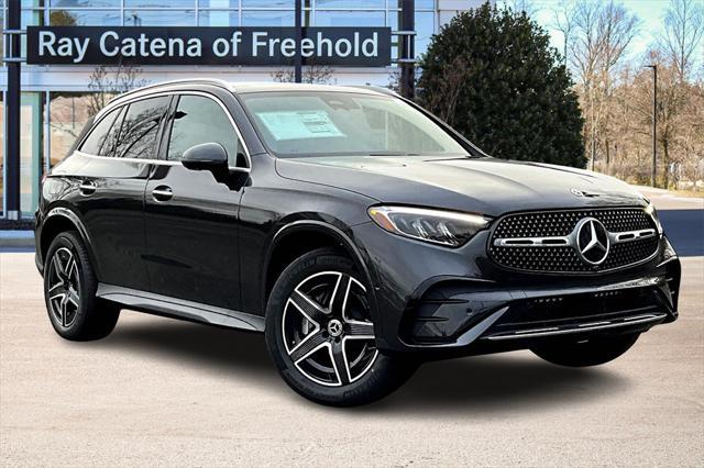 new 2025 Mercedes-Benz GLC 300 car, priced at $60,585