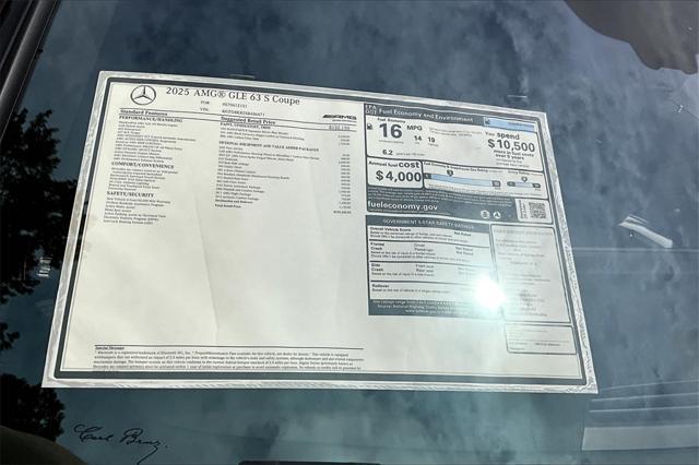 new 2025 Mercedes-Benz AMG GLE 63 car, priced at $152,320