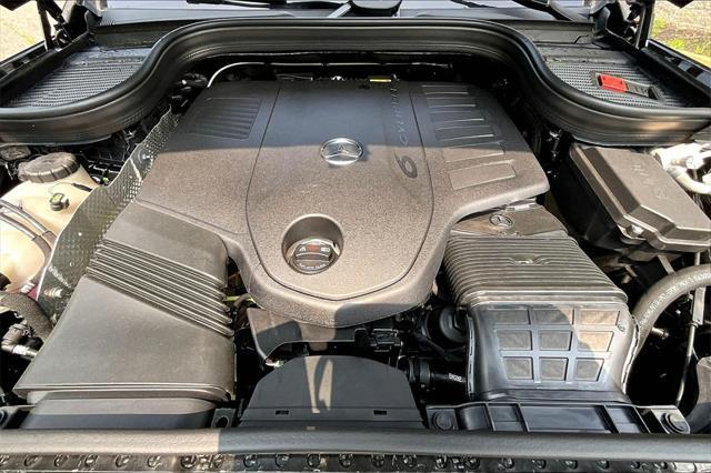new 2025 Mercedes-Benz GLS 450 car, priced at $91,945