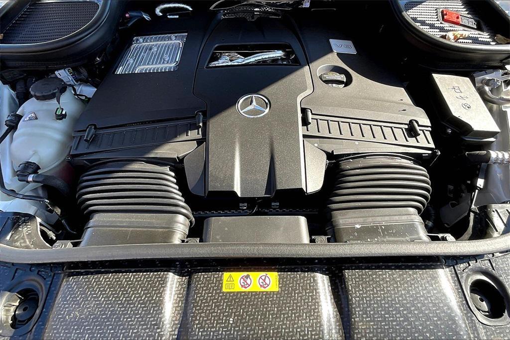 new 2025 Mercedes-Benz GLE 580 car, priced at $99,030