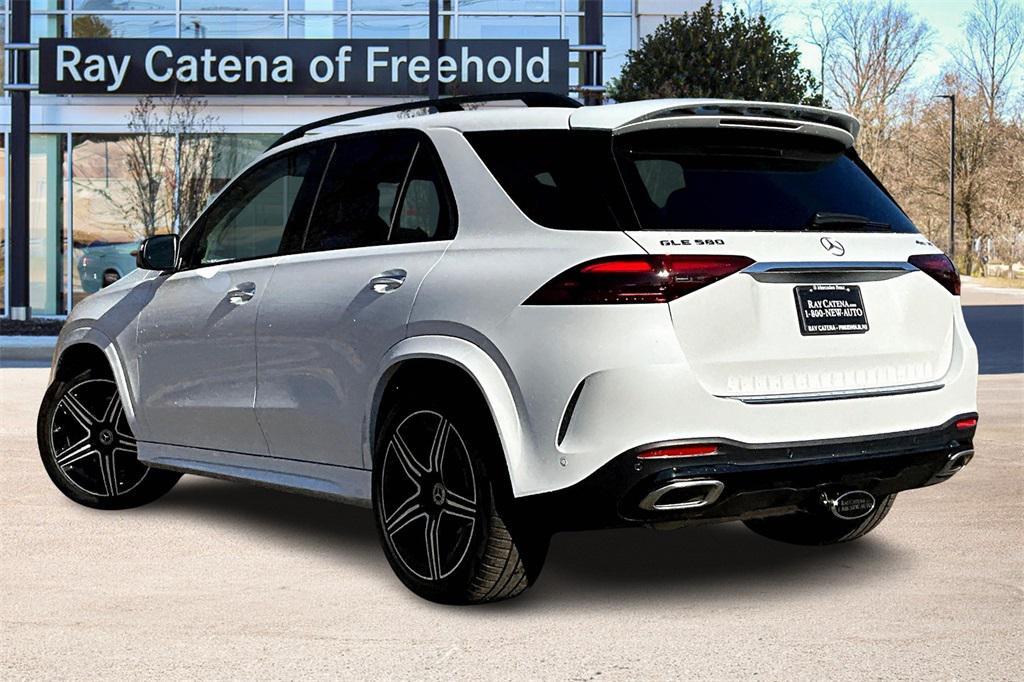 new 2025 Mercedes-Benz GLE 580 car, priced at $99,030