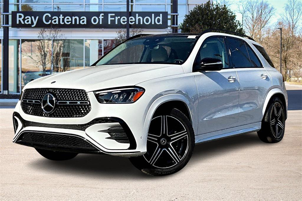 new 2025 Mercedes-Benz GLE 580 car, priced at $99,030