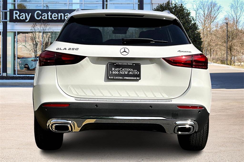 used 2025 Mercedes-Benz GLA 250 car, priced at $43,777