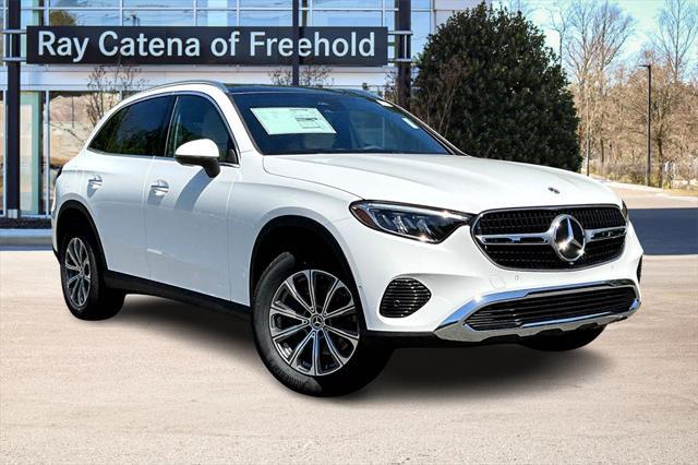 new 2025 Mercedes-Benz GLC 300 car, priced at $54,185