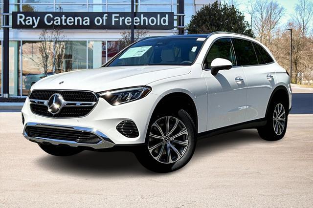 new 2025 Mercedes-Benz GLC 300 car, priced at $54,185
